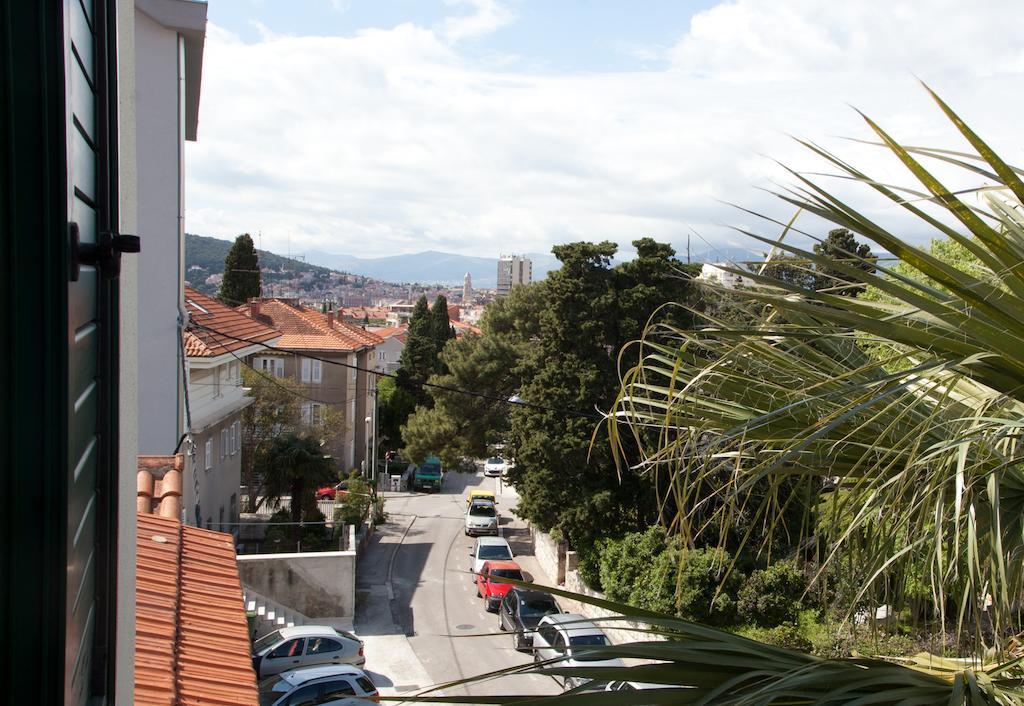 Apartment Firule Sandy Beach Split Exterior foto